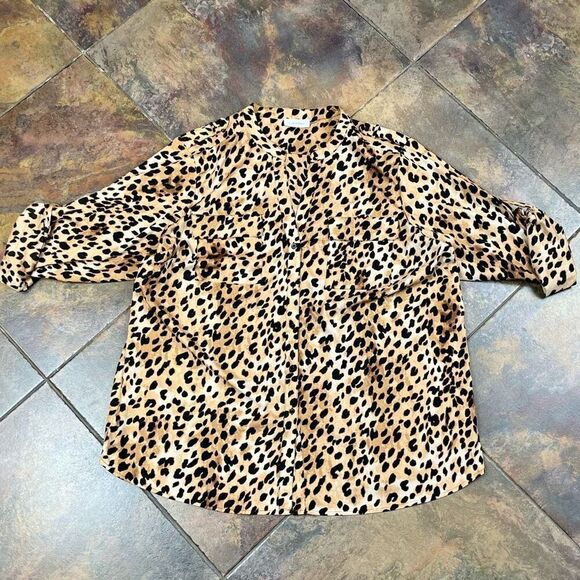 Calvin Klein Animal Print Cheetah V-neck Blouse - Picture 8 of 13